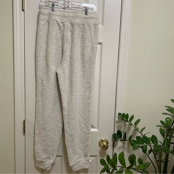 NWOT Offline by Aerie snowday textured cream color jogger M - Picture 8 of 13